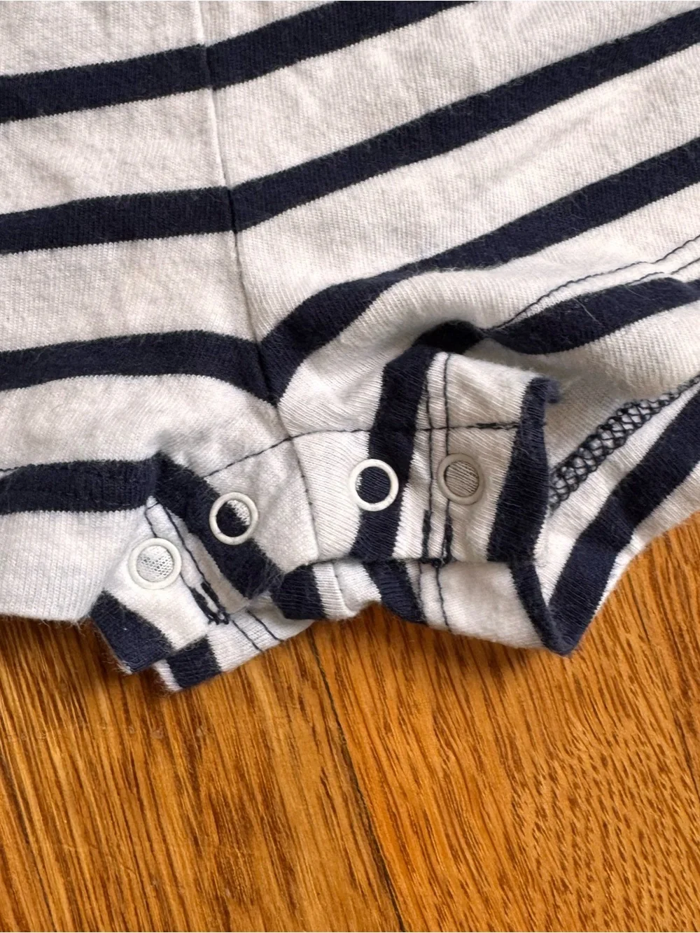 GAP Baby Striped Sleeveless Romper in White and Navy Sz 18-24 months toddler